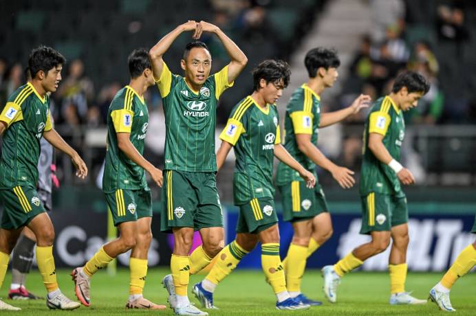 Nhận định, soi k&egrave;o Jeonbuk Hyundai Motors vs Bucheon, 12h00 ng&agrave;y 1/3: Bắt nạt ma mới