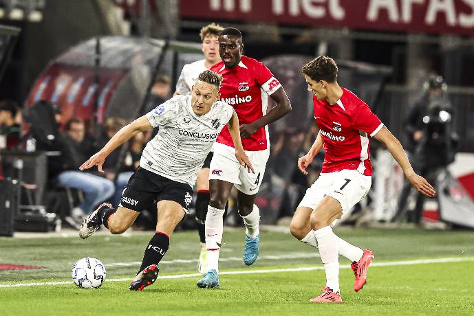 Nhận định, soi k&egrave;o Utrecht vs AZ Alkmaar, 22h45 ng&agrave;y 1/3: Ca kh&uacute;c khải ho&agrave;n
