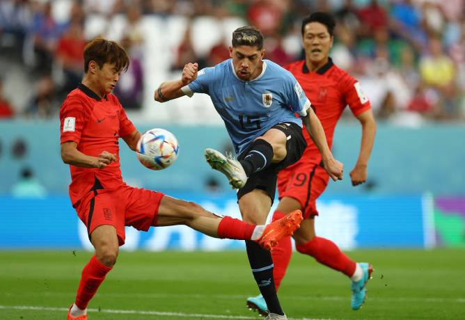 Ph&acirc;n t&iacute;ch k&egrave;o hiệp 1 H&agrave;n Quốc vs Uruguay, 18h ng&agrave;y 28/3