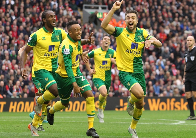Norwich City ch&iacute;nh thức l&ecirc;n chơi Premier league m&ugrave;a giải sau
