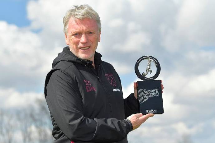 HLV David Moyes v&agrave; Harry Kane được vinh danh ở London