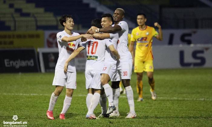 Video Thanh H&oacute;a 1-2 HAGL: &lsquo;Thi&ecirc;n đường&rsquo; thứ 7