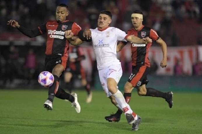 Nhận định, soi k&egrave;o Newell's Old Boys vs Huracan, 5h00 ng&agrave;y 30/4: C&acirc;n bằng