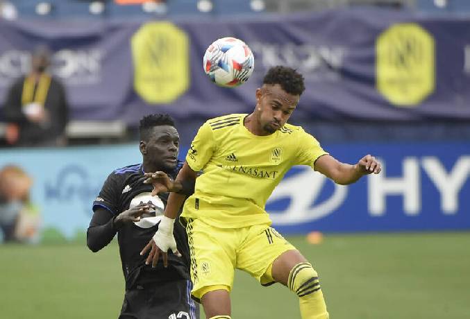 Soi k&egrave;o phạt g&oacute;c Seattle Sounders vs Charlotte, 8h37 ng&agrave;y 30/5