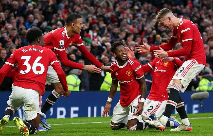 Trợ l&yacute; của Ten Hag: 'C&oacute; 6 người kh&ocirc;ng xứng đ&aacute;ng kho&aacute;c &aacute;o Man United'