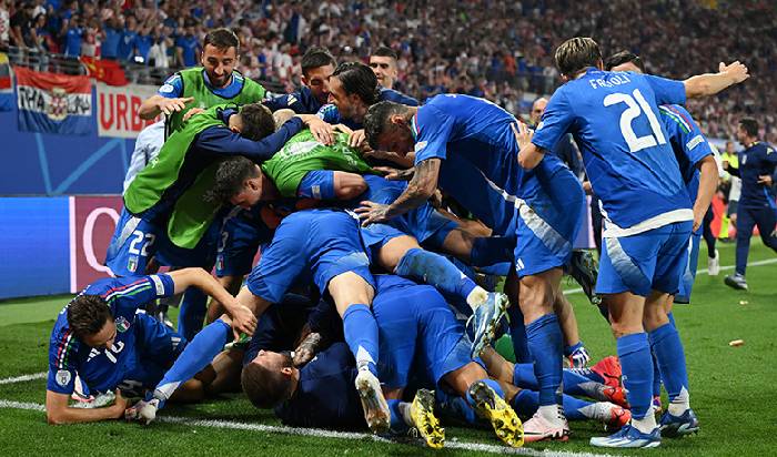 Soi k&egrave;o g&oacute;c Thụy Sĩ vs Italia, 23h00 ng&agrave;y 29/6: Kịch bản tr&aacute;i ngược