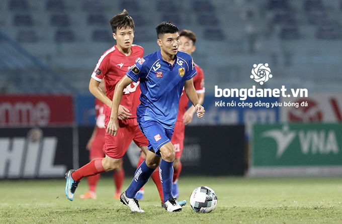 Viettel 1-1 Quảng Nam: Chủ nh&agrave; chia điểm đầy nuối tiếc