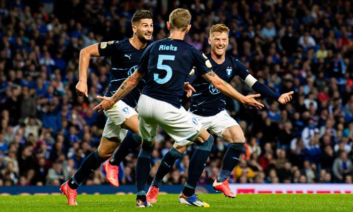 Soi k&egrave;o b&oacute;ng đ&aacute; Thụy Điển tối nay 29/8: Hammarby vs Malmo