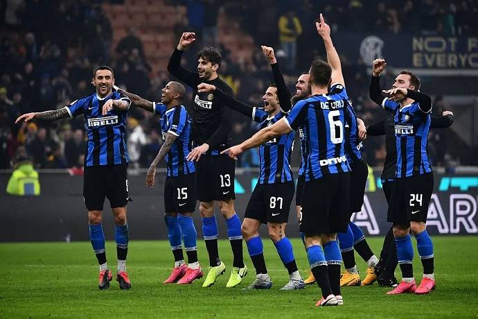 Soi k&egrave;o phạt g&oacute;c Inter Milan vs Cremonese, 1h45 ng&agrave;y 31/8