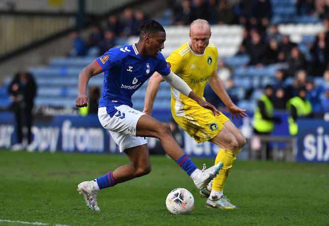 Nhận định, soi k&egrave;o Oldham Athletic vs Solihull Moors, 21h00 ng&agrave;y 28/8