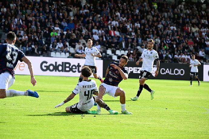 Nhận định, soi k&egrave;o Cosenza vs Spezia, 1h30 ng&agrave;y 29/8: Tin v&agrave;o chủ nh&agrave;