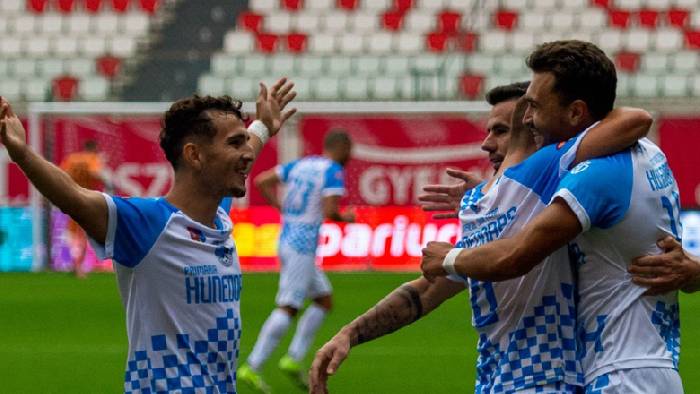 Nhận định, soi k&egrave;o Corvinul vs Farul, 21h00 ng&agrave;y 28/8: Kh&oacute; cho kh&aacute;ch