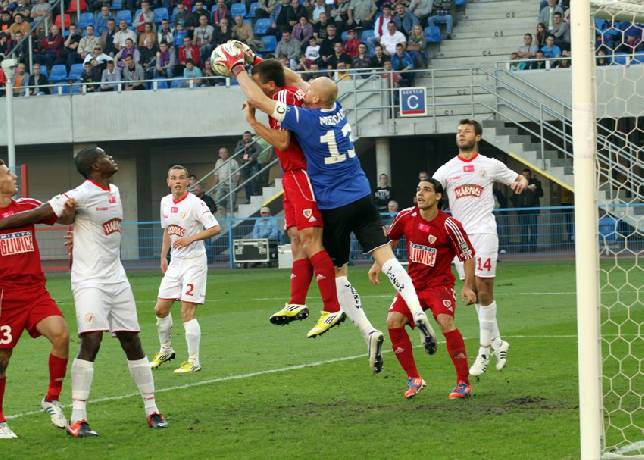 Nhận định, soi k&egrave;o Piast Gliwice vs Widzew lodz, 1h30 ng&agrave;y 30/9