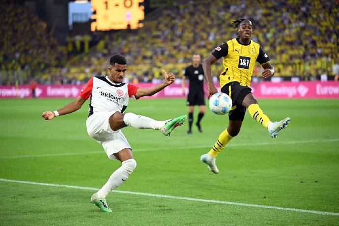 Soi k&egrave;o g&oacute;c Frankfurt vs Dortmund, 00h30 ng&agrave;y 29/10