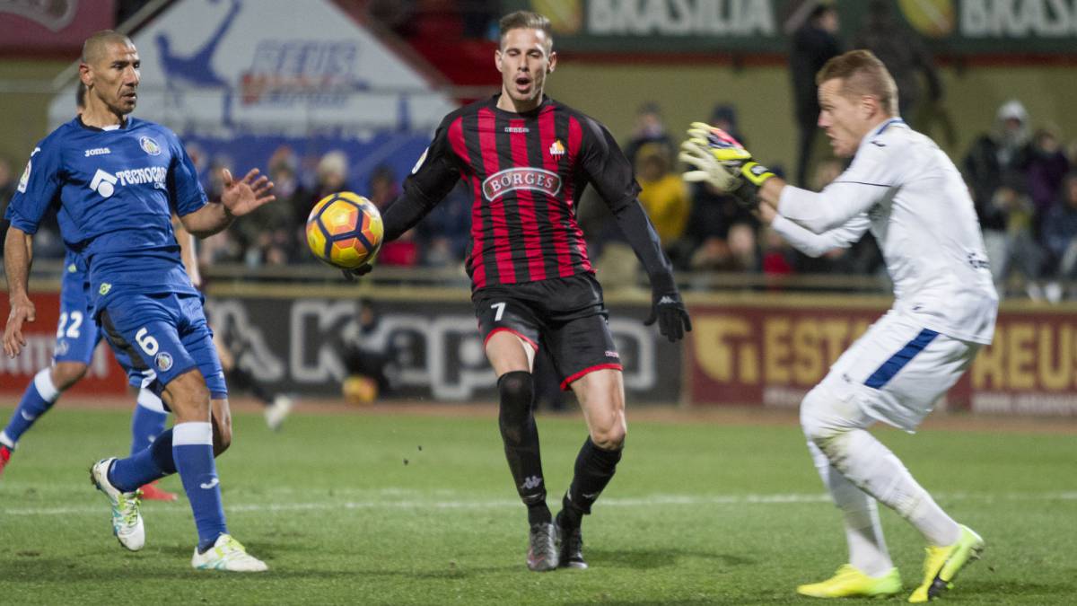 Ph&acirc;n t&iacute;ch tỷ lệ Numancia vs Malaga, 3h ng&agrave;y 30/11