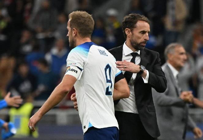 Rooney khuy&ecirc;n Southgate loại Kane, trọng dụng 1 c&aacute;i t&ecirc;n trẻ
