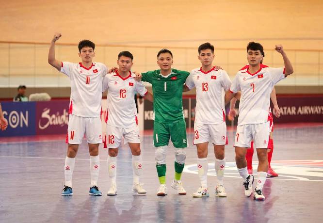 Việt Nam v&agrave; Th&aacute;i Lan thắng dễ, sớm đi tiếp ở VCK futsal ch&acirc;u &Aacute;