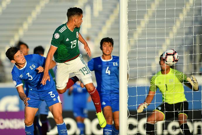 Soi k&egrave;o phạt g&oacute;c Mexico vs El Salvador, 8h05 ng&agrave;y 31/3