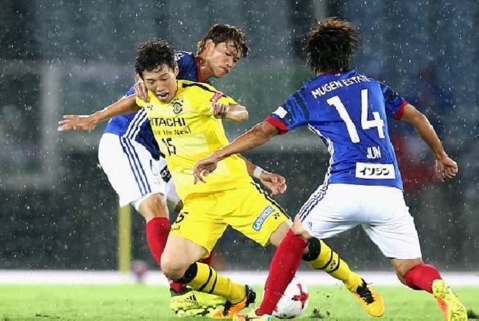 Soi k&egrave;o phạt g&oacute;c Kashiwa Reysol vs Urawa Reds, 17h ng&agrave;y 31/3