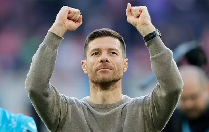 Liverpool loại Xabi Alonso khỏi danh s&aacute;ch kế nhiệm Jurgen Klopp
