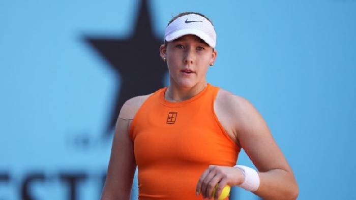  Thần đồng 17 tuổi Andreeva gi&agrave;nh v&eacute; v&agrave;o Tứ kết Madrid Open 2025