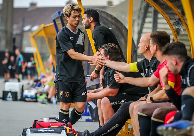 Chưa ra s&acirc;n, C&ocirc;ng Phượng đ&atilde; 'ghi b&agrave;n' với truyền th&ocirc;ng Bỉ