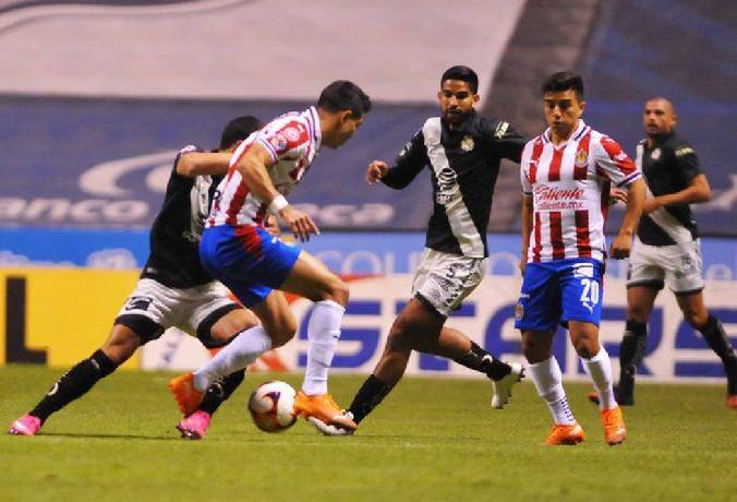 M&aacute;y t&iacute;nh dự đo&aacute;n b&oacute;ng đ&aacute; 30/7: Puebla vs Guadalajara