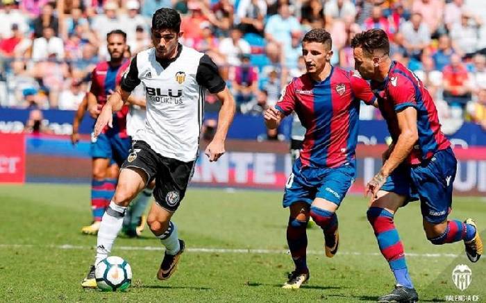 Soi k&egrave;o b&oacute;ng đ&aacute; giao hữu h&ocirc;m nay 30/7: Levante vs Valencia 