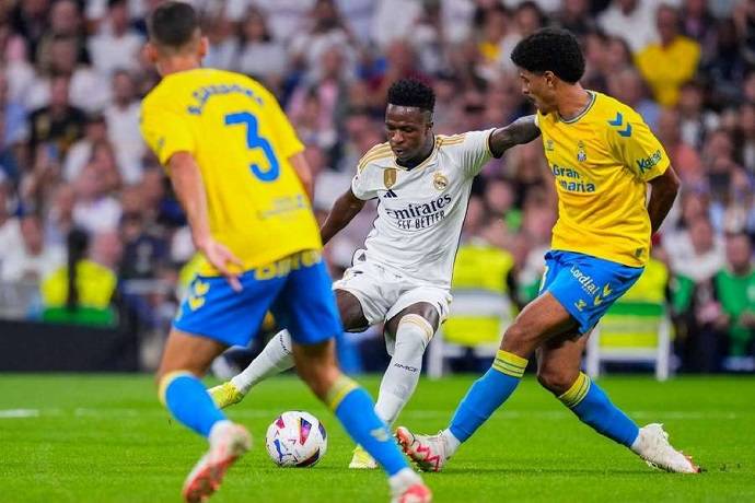 Chuy&ecirc;n gia Tony Ansell dự đo&aacute;n Las Palmas vs Real Madrid, 2h30 ng&agrave;y 30/8