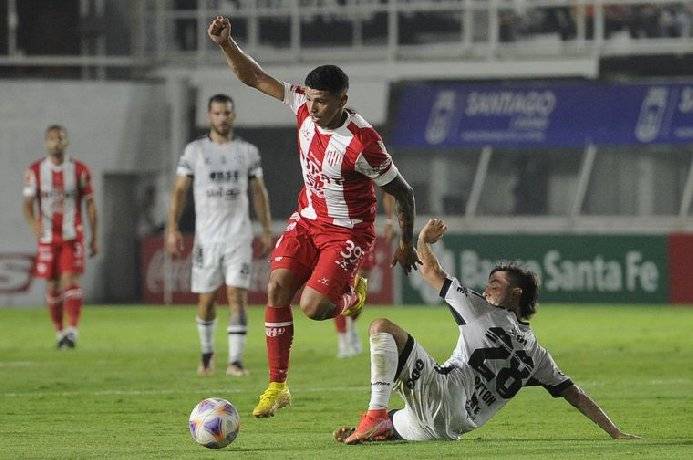 Nhận định, soi k&egrave;o Union Santa Fe vs Deportivo Riestra, 07h00 ng&agrave;y 31/8: Tạm chiếm ng&ocirc;i đầu