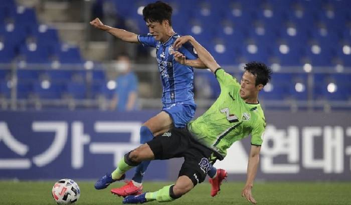 Nhận định, soi k&egrave;o Ulsan HD vs Jeonbuk Hyundai Motors, 17h00 ng&agrave;y 30/8: Vững v&agrave;ng ng&ocirc;i đầu