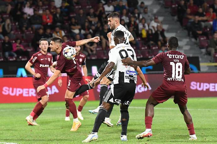 Nhận định, soi k&egrave;o Universitatea Cluj vs CFR Cluj, 1h00 ng&agrave;y 30/9: Tận dụng lợi thế