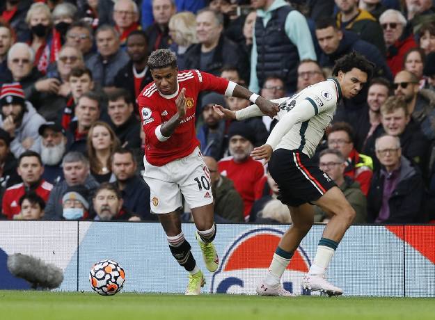 Soi k&egrave;o phạt g&oacute;c Tottenham vs MU, 23h30 ng&agrave;y 30/10