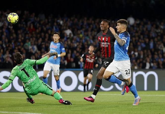 Chuy&ecirc;n gia Tony Ansell dự đo&aacute;n AC Milan vs Napoli, 02h45 ng&agrave;y 30/10
