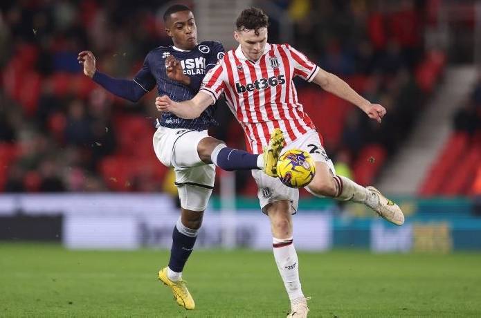 Soi k&egrave;o g&oacute;c Southampton vs Stoke, 2h45 ng&agrave;y 30/10