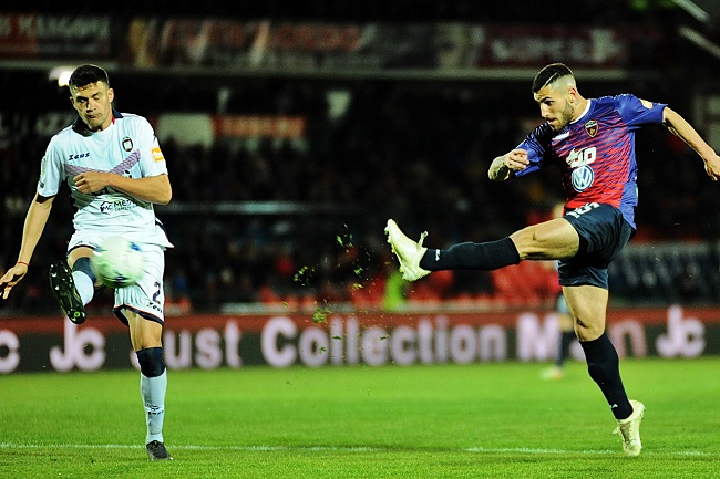 Nhận định b&oacute;ng đ&aacute; Cosenza vs Spezia, 3h ng&agrave;y 30/11: Quyết chiến nơi cuối bảng