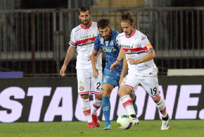 K&egrave;o xi&ecirc;n thơm nhất h&ocirc;m nay 30/11: Cremonese vs Frosinone