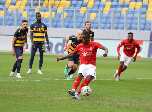 Soi k&egrave;o phạt g&oacute;c Sivasspor vs Ankaragucu, 21h ng&agrave;y 30/12