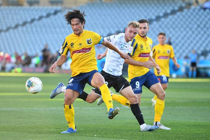 Soi k&egrave;o phạt g&oacute;c Central Coast Mariners vs Melbourne Victory, 15h ng&agrave;y 31/12