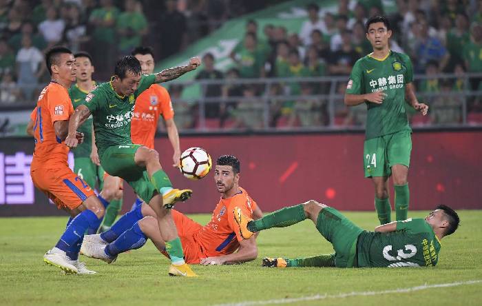 Soi k&egrave;o phạt g&oacute;c Shanghai Shenhua vs Shenzhen, 14h ng&agrave;y 30/12