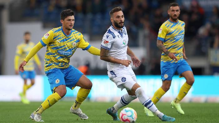 M&aacute;y t&iacute;nh dự đo&aacute;n b&oacute;ng đ&aacute; 31/3: Karlsruher vs Braunschweig