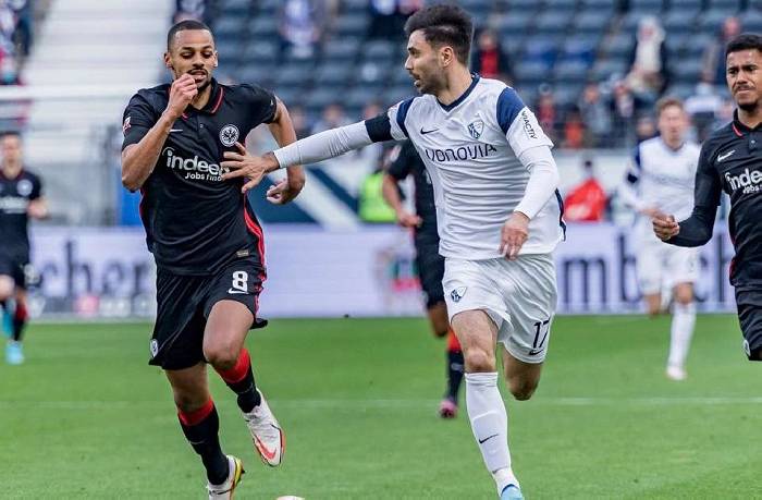 Soi k&egrave;o phạt g&oacute;c Eintracht Frankfurt vs Bochum, 1h30 ng&agrave;y 1/4