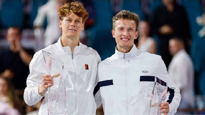 Sinner v&ocirc; địch Miami Open 2026, đi v&agrave;o lịch sử khi ho&agrave;n tất &lsquo;Sunshine Double&rsquo;
