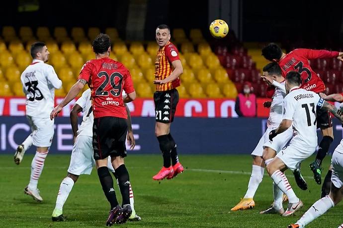 Nhận định AC Milan vs Benevento, 1h45 ng&agrave;y 2/5