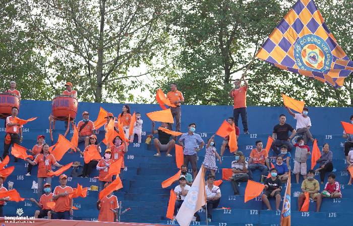 Những SVĐ n&agrave;o vẫn đ&oacute;n kh&aacute;n giả v&agrave;o s&acirc;n ở v&ograve;ng 12 V-League?