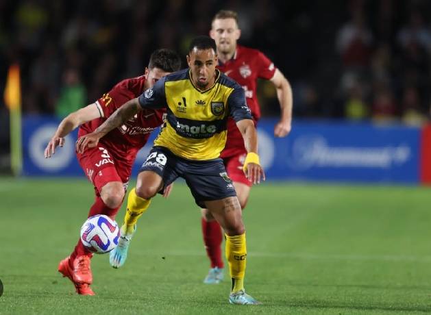 Soi k&egrave;o phạt g&oacute;c Central Coast Mariners FC với Adelaide United, 16h00 ng&agrave;y 1/5