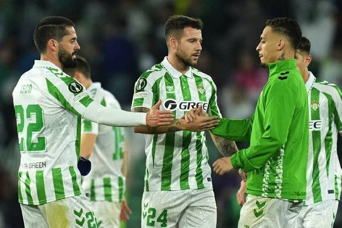 Nhận định, soi k&egrave;o Real Betis vs Fiorentina, 2h00 ng&agrave;y 2/5: Lợi thế s&acirc;n nh&agrave;