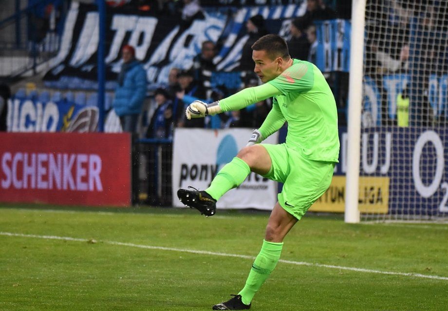 Filip Nguyễn về Việt Nam quyết tranh vị tr&iacute; của Văn L&acirc;m