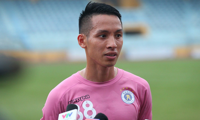 Đỗ H&ugrave;ng Dũng thừa nhận &aacute;p lực sau khi gi&agrave;nh Quả b&oacute;ng V&agrave;ng 2019