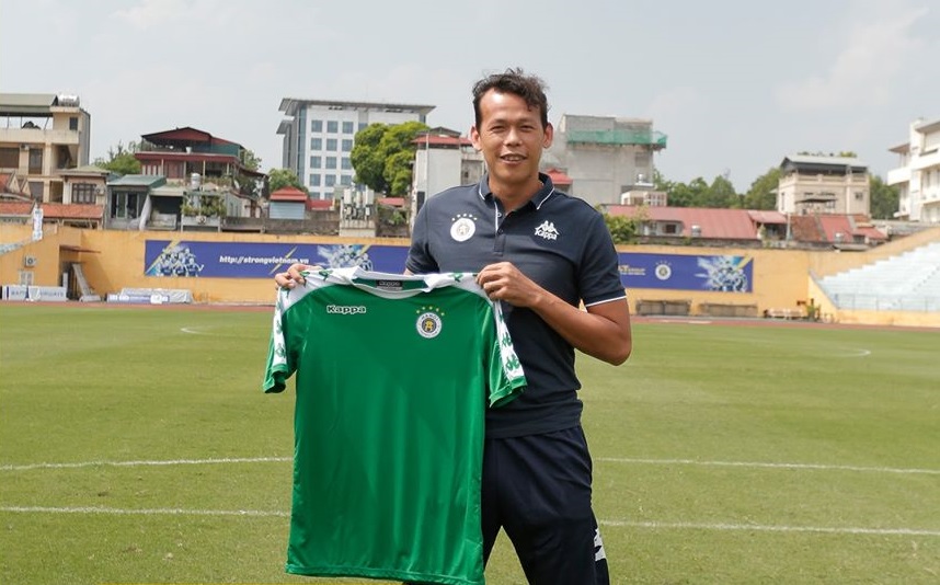 Thủ m&ocirc;n Tấn Trường nhận lương bao nhi&ecirc;u ở H&agrave; Nội FC?